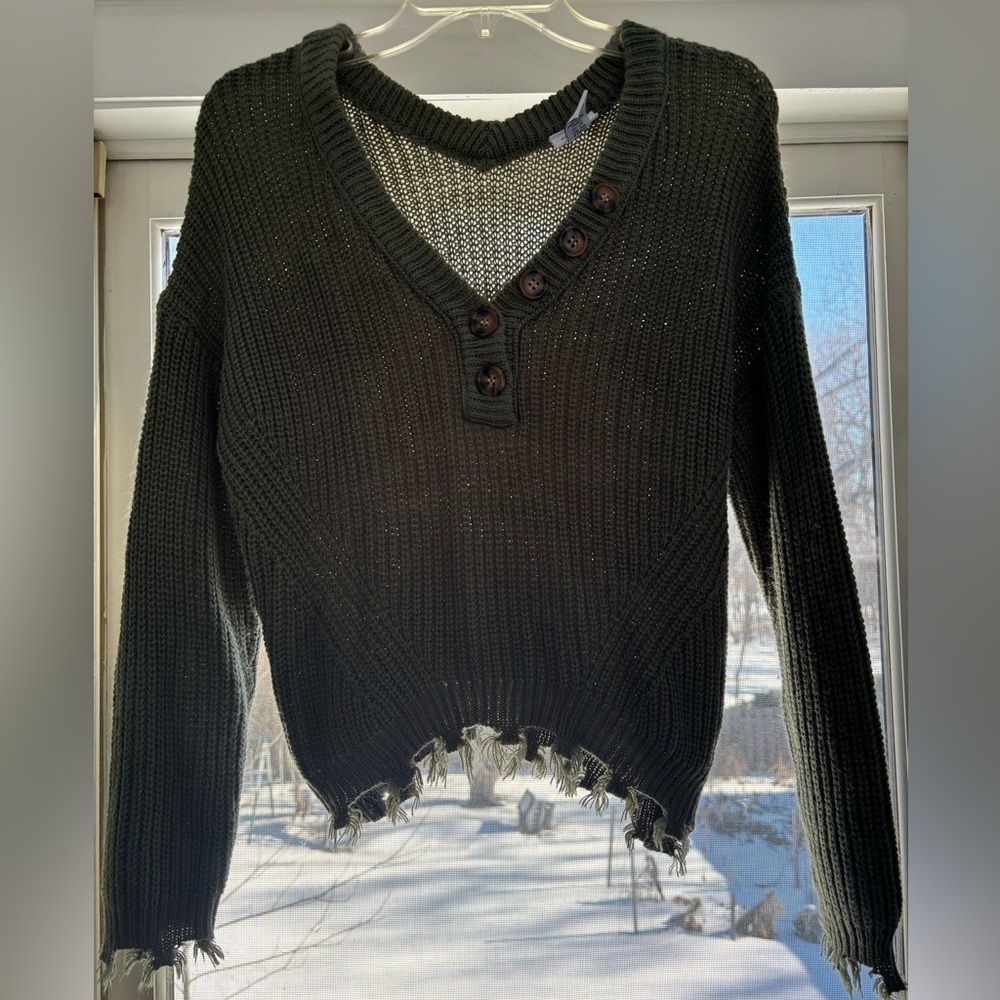 Rue21 Dark Green V-Neck Sweater‎ with Button Detail